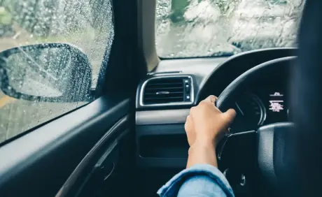 How To Drive In The Rain?